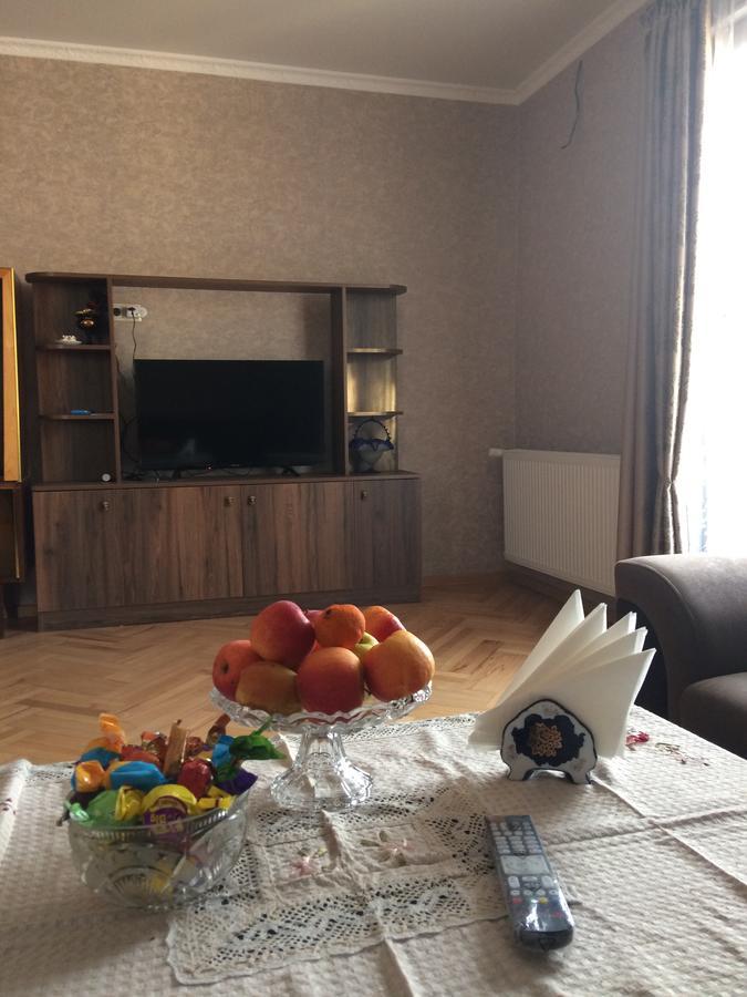 Vip Apartment At Gamrekeli Str 1 Tbilisi Esterno foto