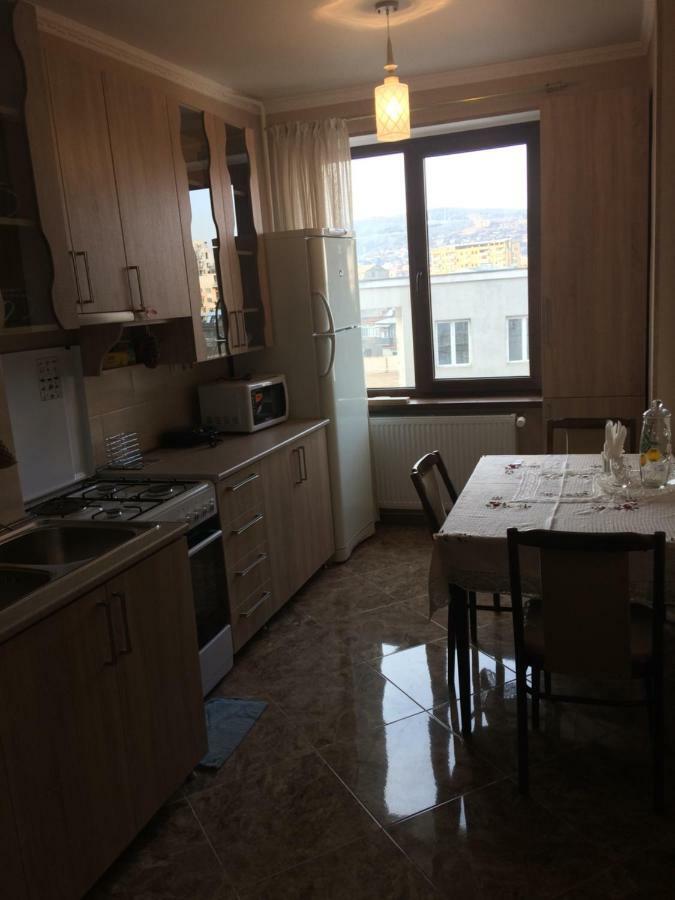 Vip Apartment At Gamrekeli Str 1 Tbilisi Esterno foto